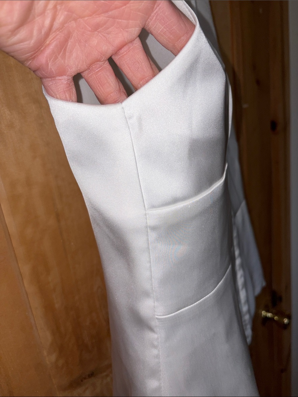 ZARA Off White Satin V-Neck Sleeveless Vest - Picture 4 of 13